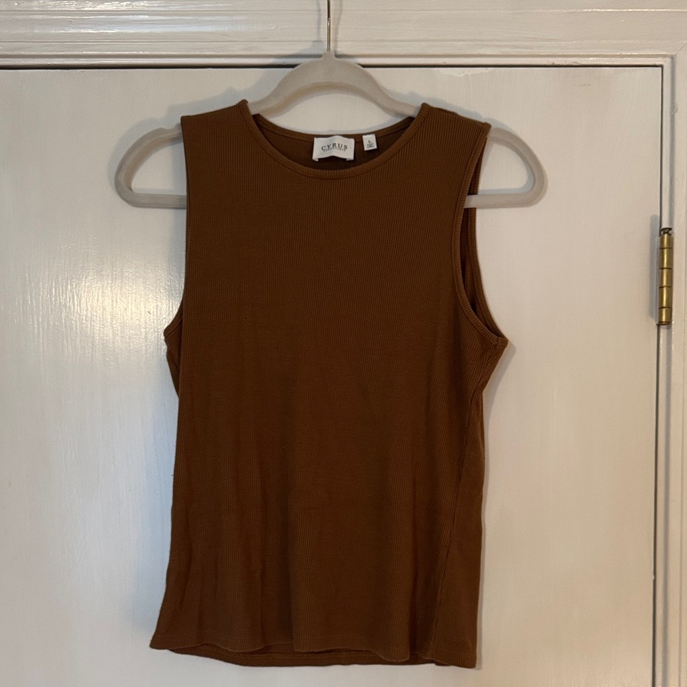 Cyrus Essentials Ribbed Tank Top - Brown